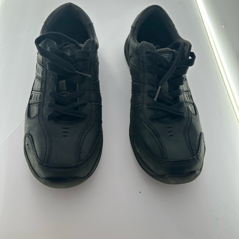 Skechers Men's Dark Sneakers Size 10.5